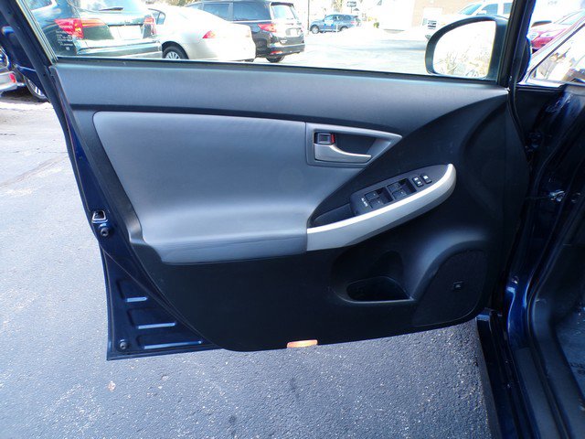 Used 2015 Toyota Prius Four image 16