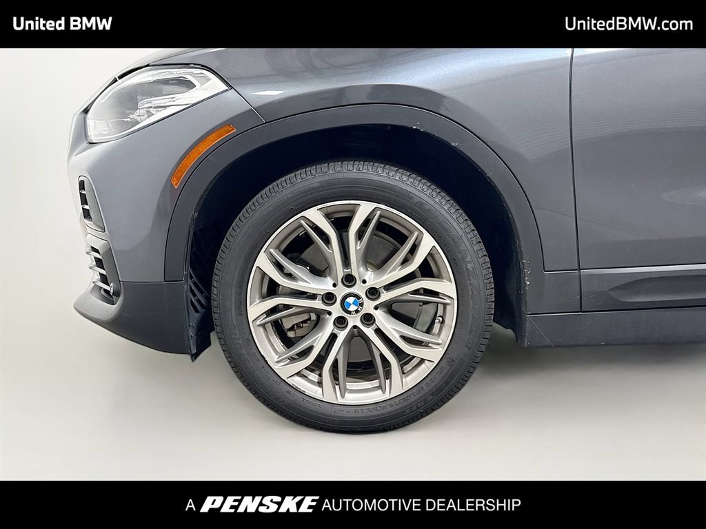 Used 2022 BMW X2 xDrive28i w/ Convenience Package AWD/4WD image 2