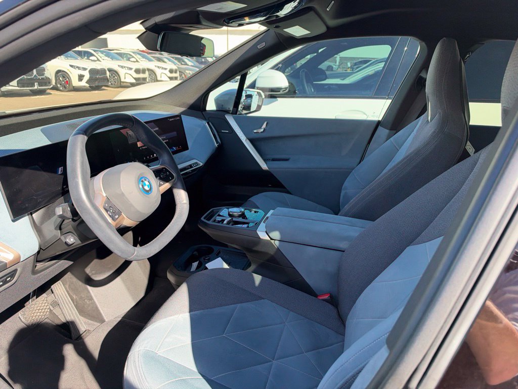 Certified 2024 BMW iX xDrive50 w/ Sport Package AWD/4WD image 6