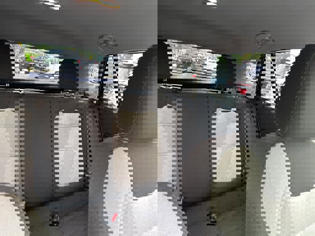 Used 2024 Chevrolet Trax LS image 29