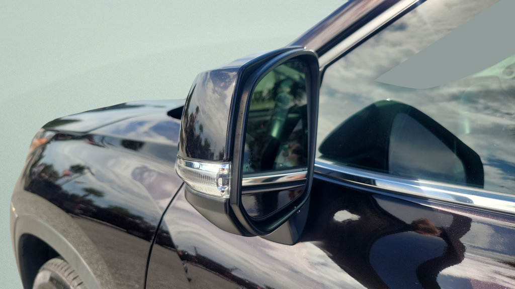 Certified 2021 Toyota Highlander Limited FWD image 26