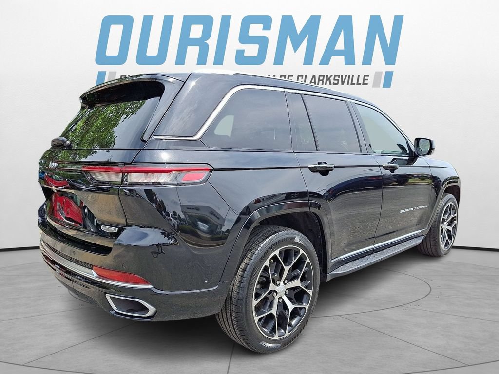 Used 2023 Jeep Grand Cherokee Summit AWD/4WD image 6