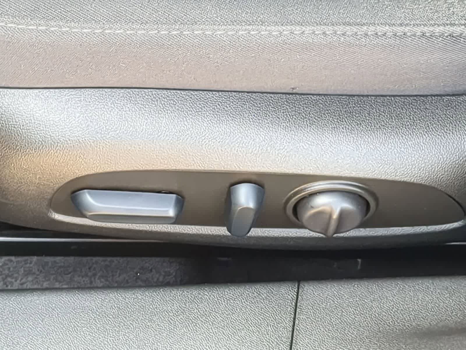Used 2023 Chevrolet Malibu LT image 17