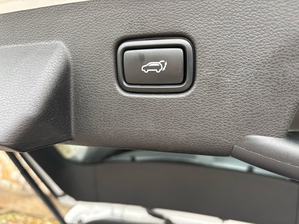 Used 2024 Kia Sportage X-Line w/ X-Line Premium Package image 18