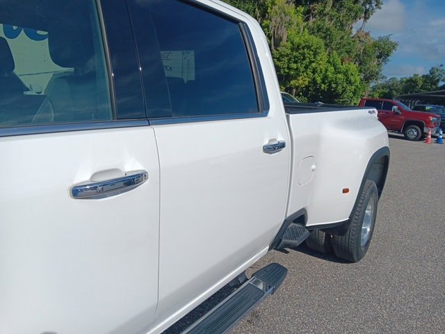 Used 2020 Chevrolet Silverado 3500 LTZ w/ LTZ Plus Package image 2