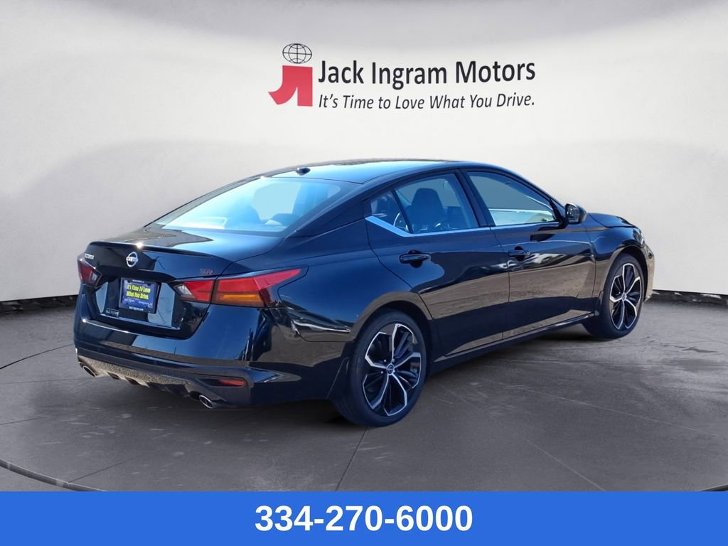 New 2025 Nissan Altima 2.5 SR image 5