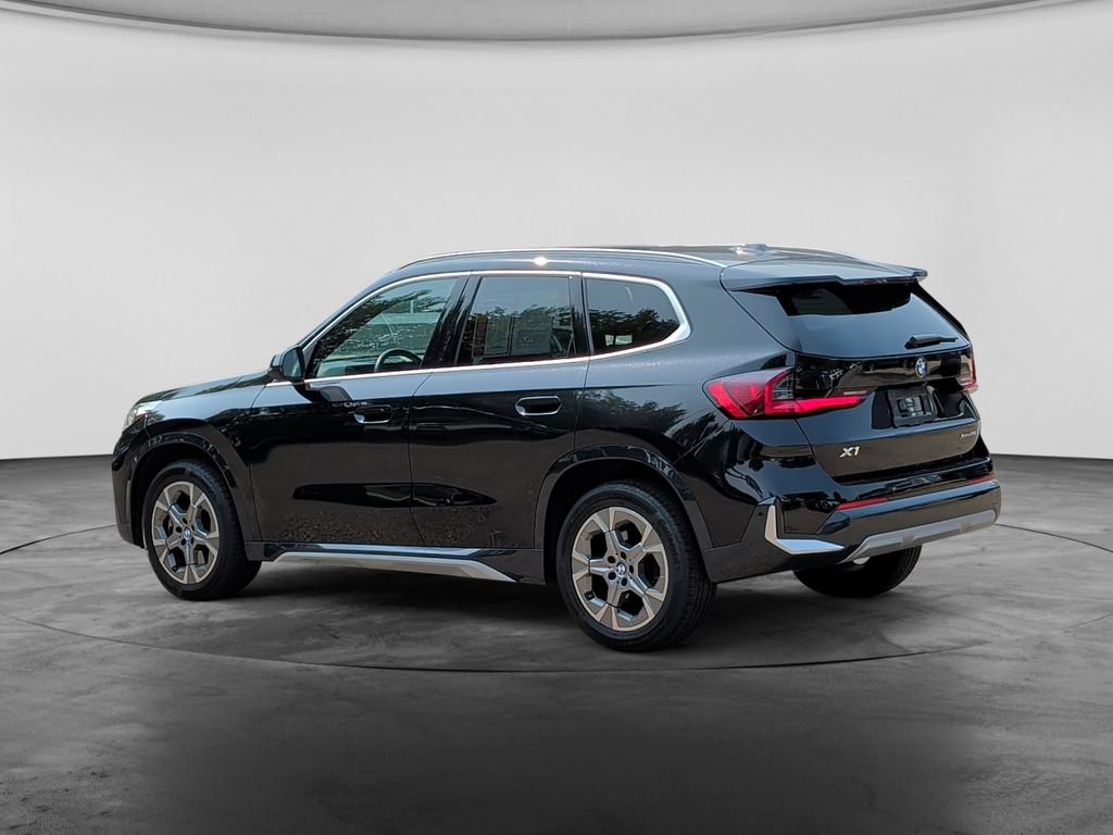 Used 2025 BMW X1 xDrive28i AWD/4WD image 5
