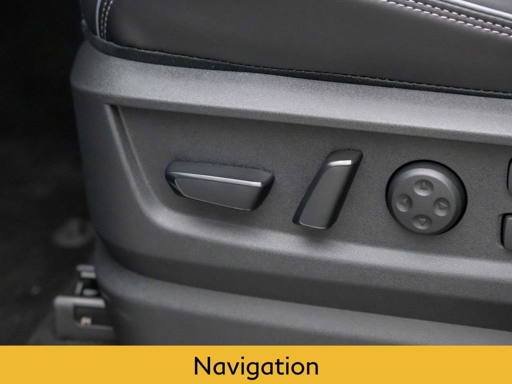 Certified 2025 INFINITI QX80 Autograph image 16