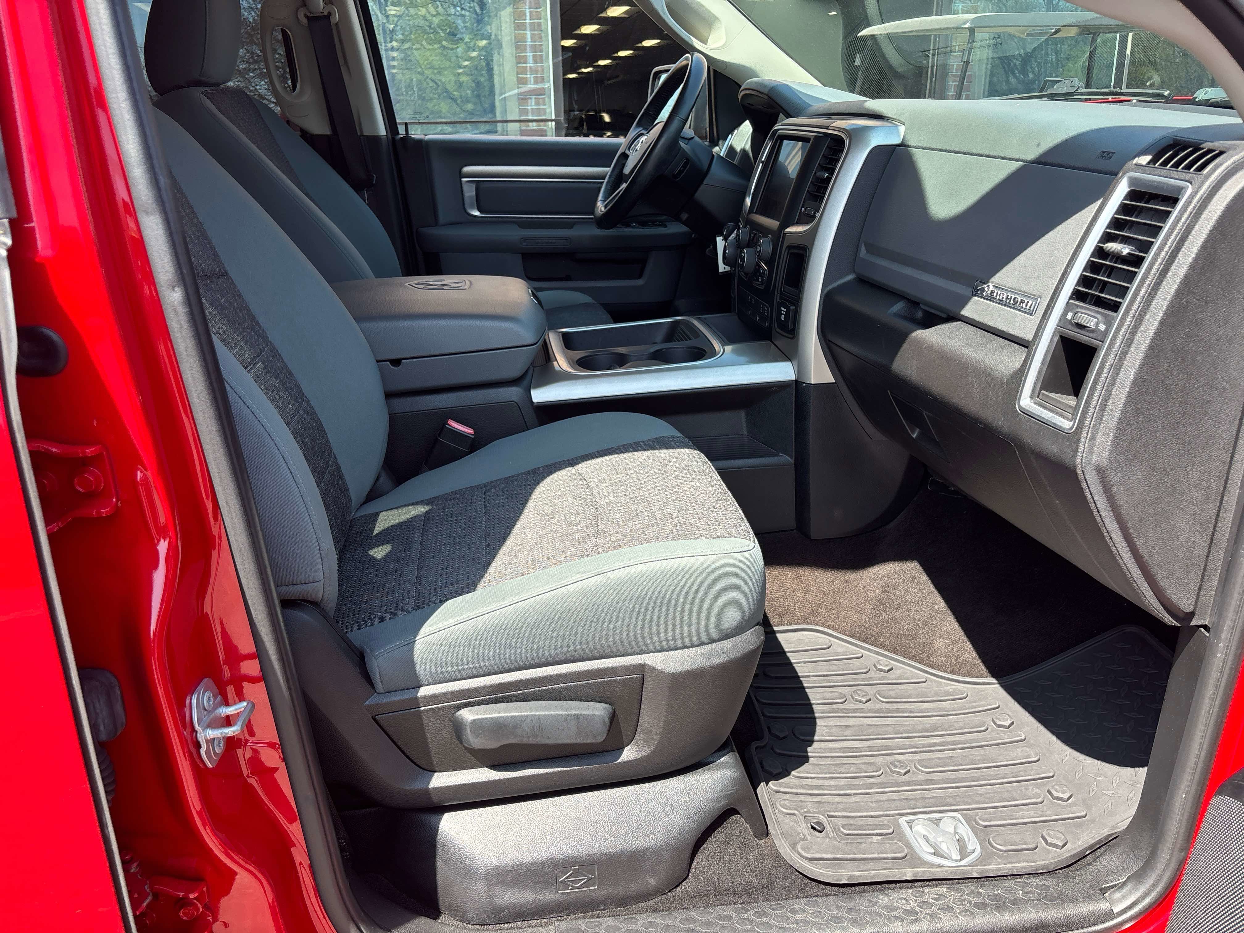 Used 2017 RAM 1500 Big Horn image 13