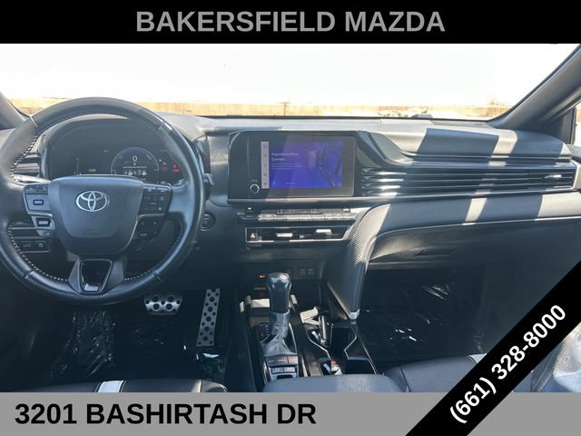 Used 2025 Toyota Camry SE FWD image 15