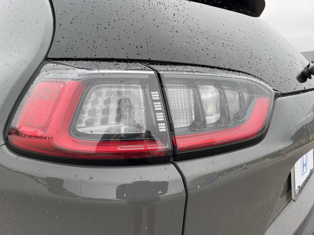 Used 2020 Jeep Cherokee Latitude Plus FWD image 7