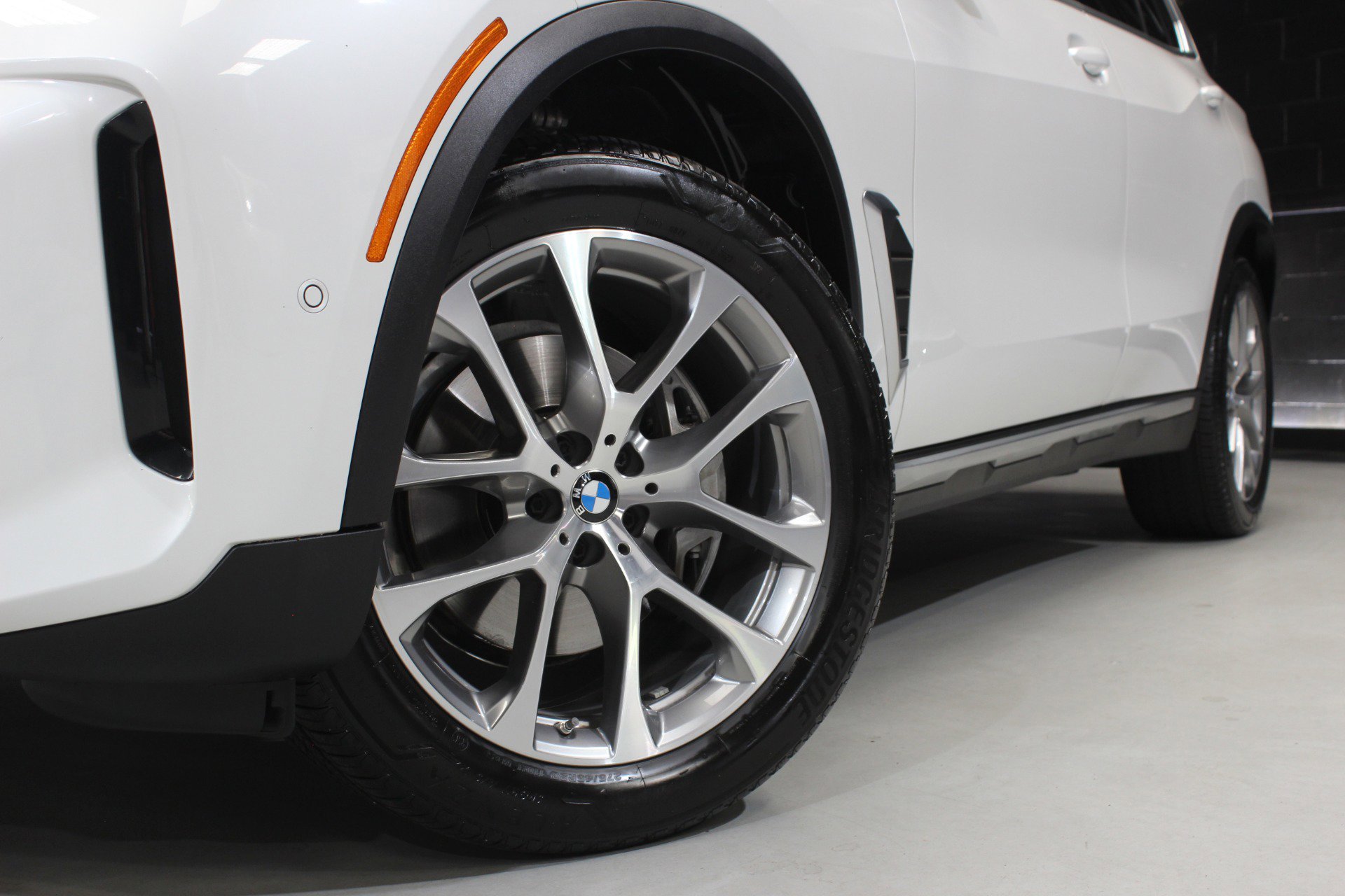 Used 2024 BMW X5 sDrive40i w/ Premium Package image 20