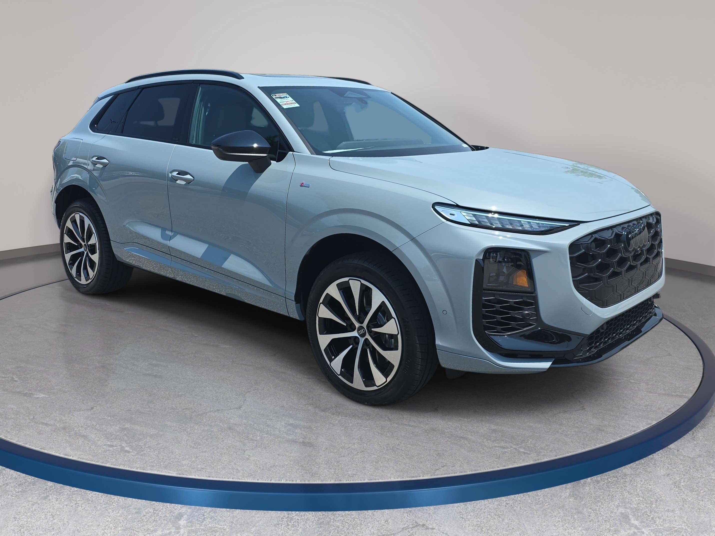 New 2026 Audi Q3 quattro 2.0T AWD/4WD image 3