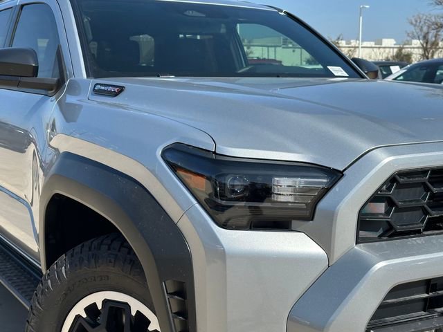 Used 2025 Toyota 4Runner TRD Off-Road image 3