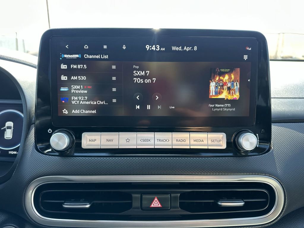 Used 2023 Hyundai Kona Limited w/ Cargo Package FWD image 24