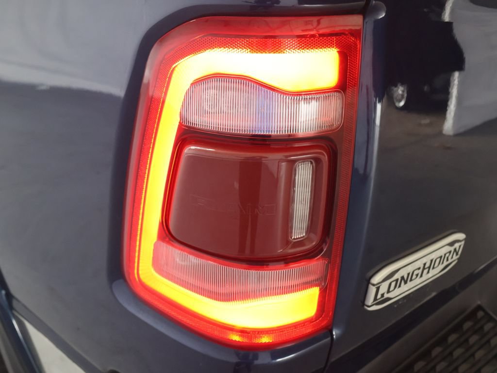 Used 2020 RAM 1500 Longhorn AWD/4WD image 32