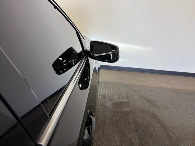 Used 2018 Acura RLX w/ Technology Package image 11