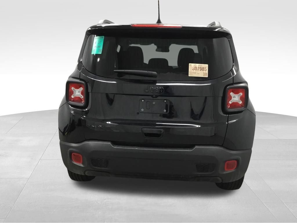 Used 2023 Jeep Renegade Latitude AWD/4WD image 32