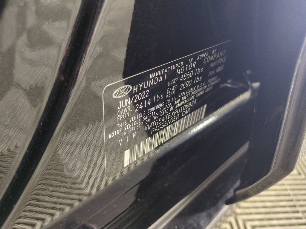 Used 2023 Genesis G70 3.3T RWD image 38