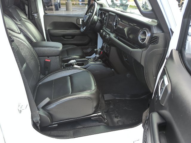 Certified 2020 Jeep Wrangler Unlimited Sahara AWD/4WD image 19