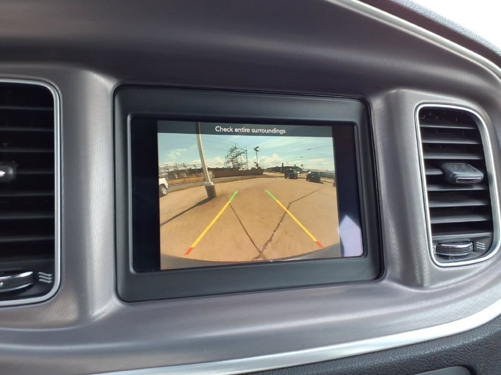 Used 2022 Dodge Charger SXT RWD image 34