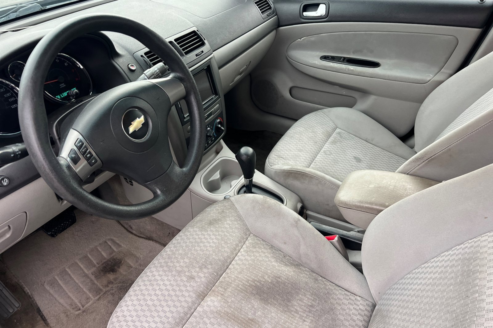 Used 2008 Chevrolet Cobalt LT w/ Preferred Equipment Group image 7