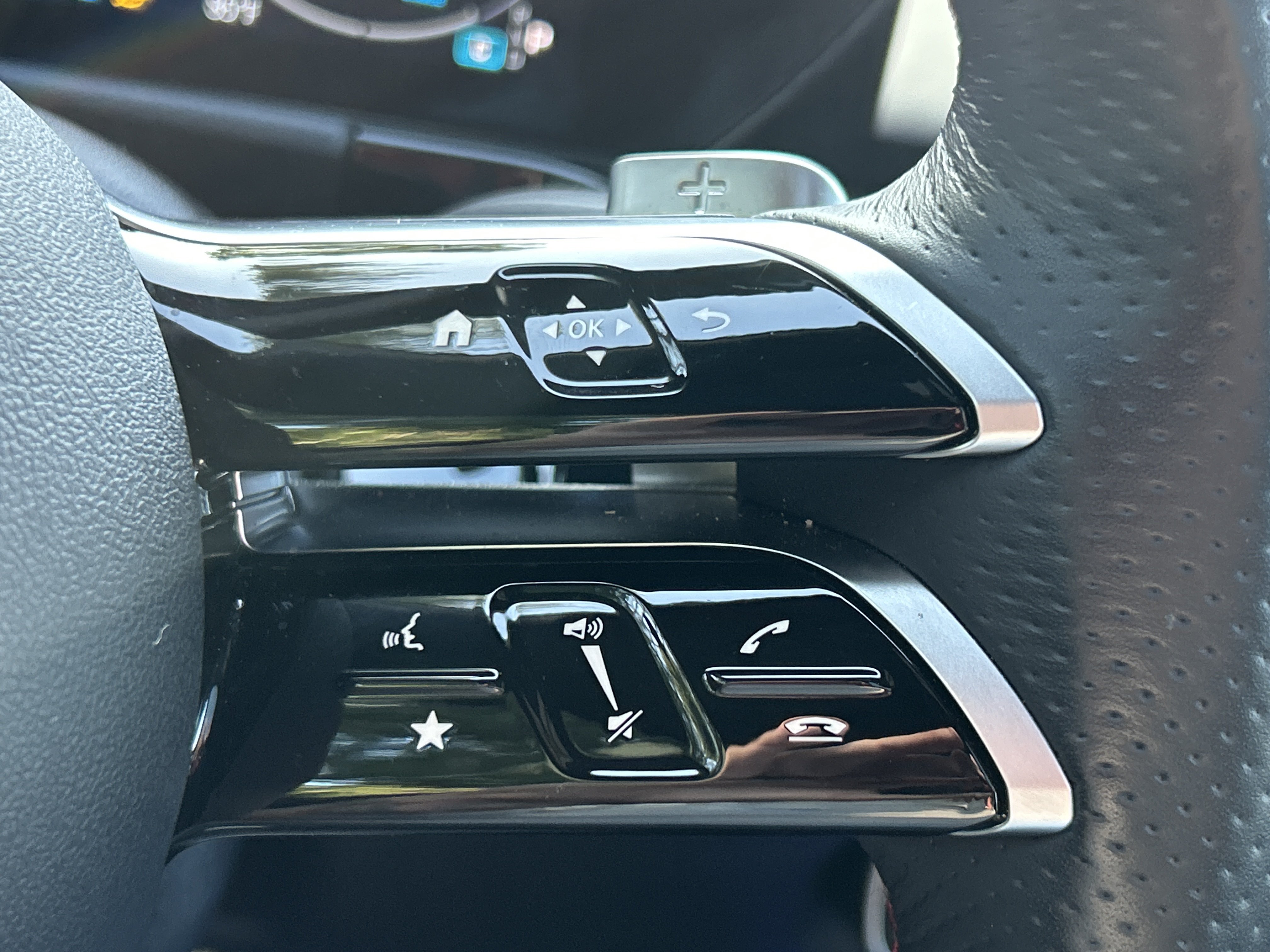 Certified 2025 Mercedes-Benz GLA 250 image 28