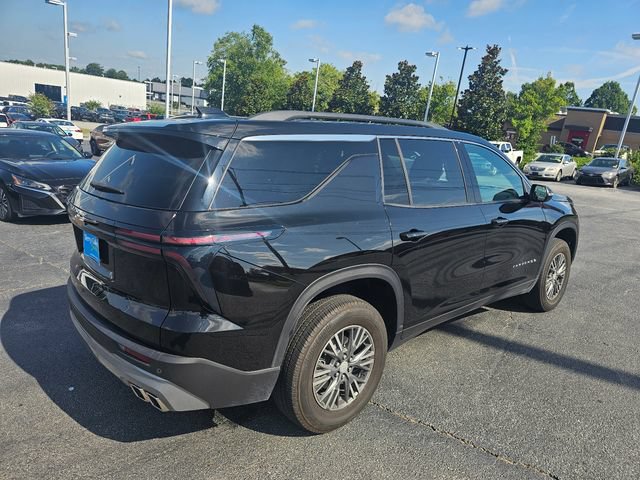 Used 2025 Chevrolet Traverse LT FWD image 8