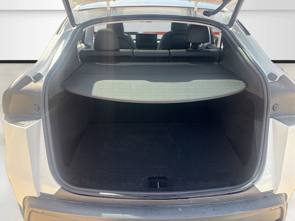 Used 2026 Tesla Model Y 2WD image 28