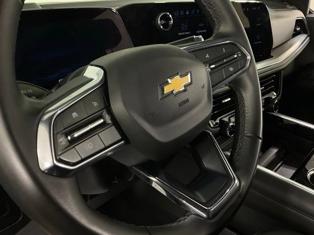 Used 2025 Chevrolet Suburban LT image 21