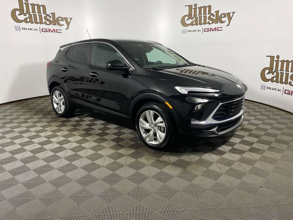 Certified 2024 Buick Encore GX Preferred w/ Comfort Package FWD image 1
