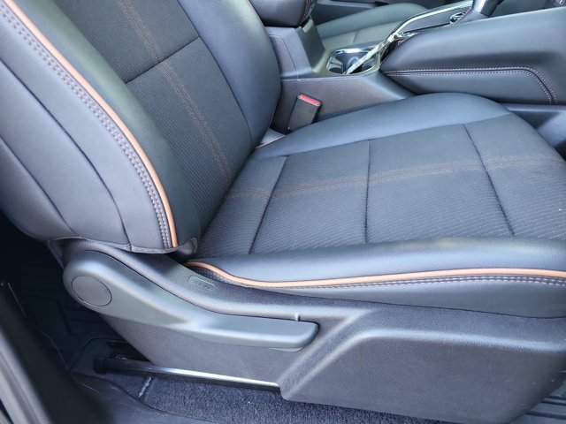 Used 2024 GMC Canyon AT4 w/ Technology Package AWD/4WD image 19