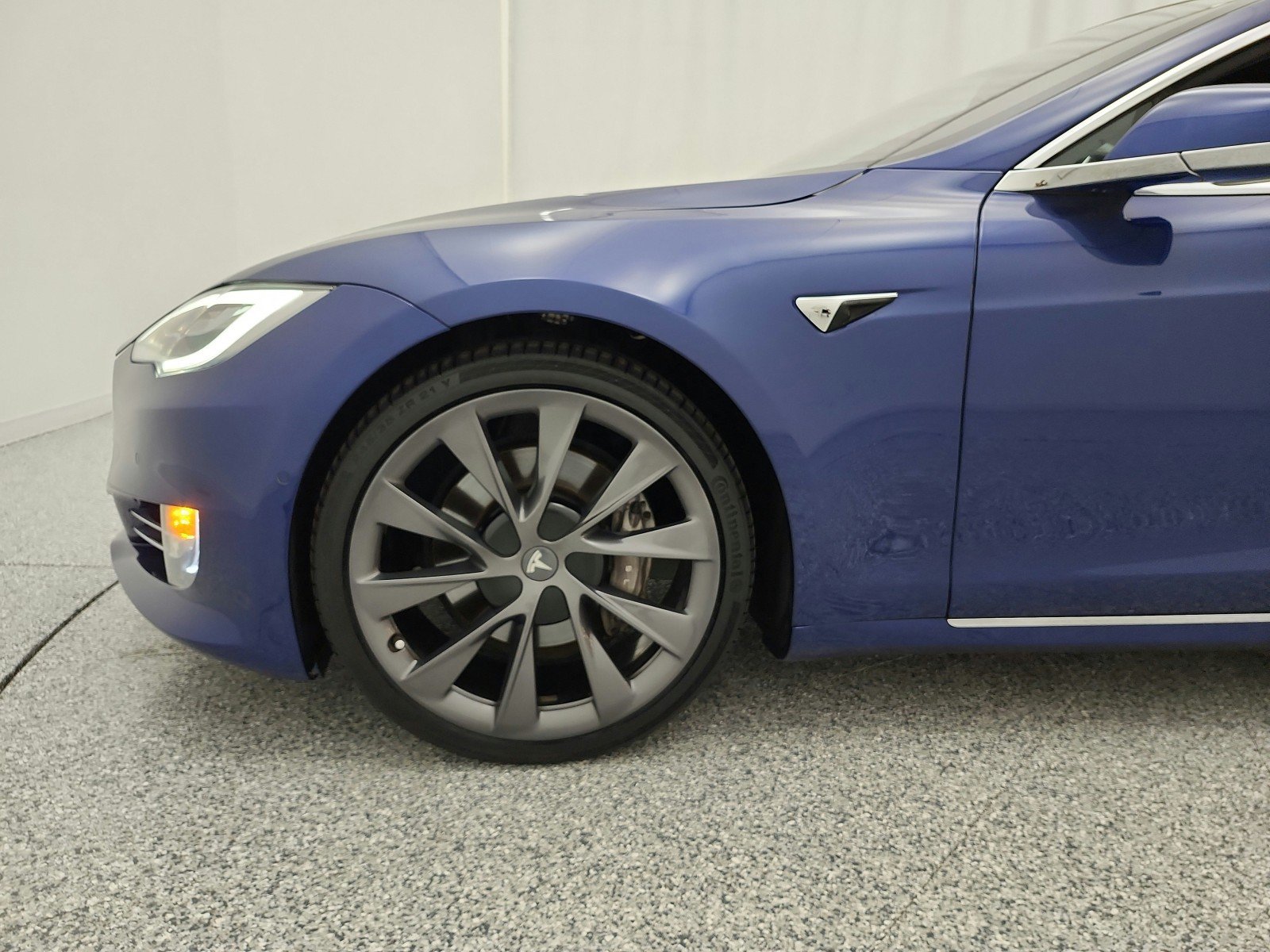 Used 2021 Tesla Model S AWD image 17