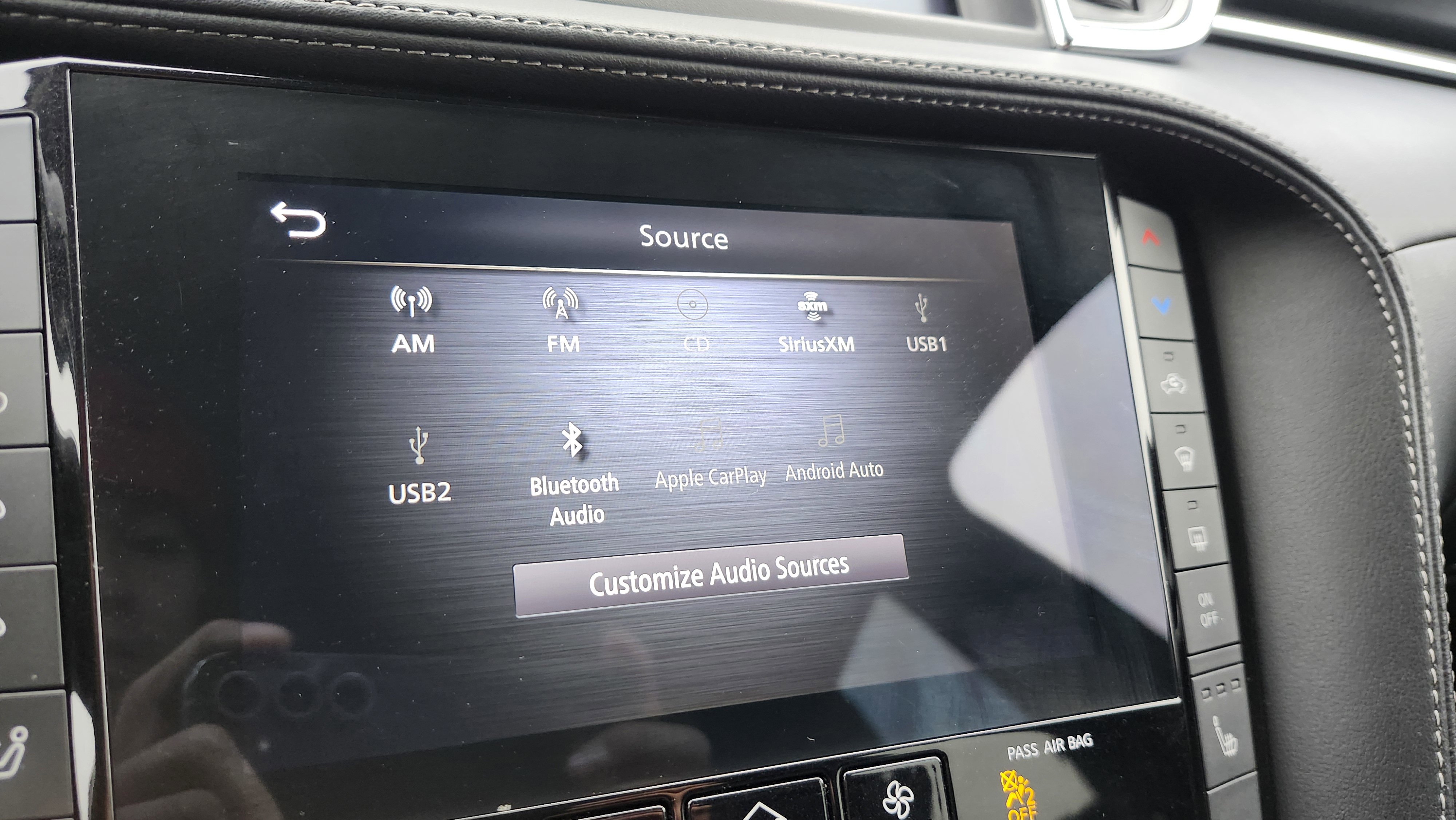 Used 2022 INFINITI QX50 Luxe image 8