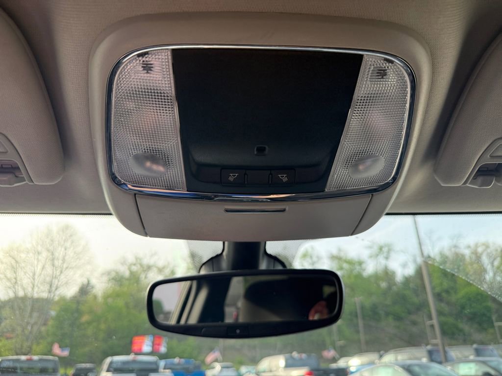 Used 2019 Dodge Durango SXT AWD/4WD image 33