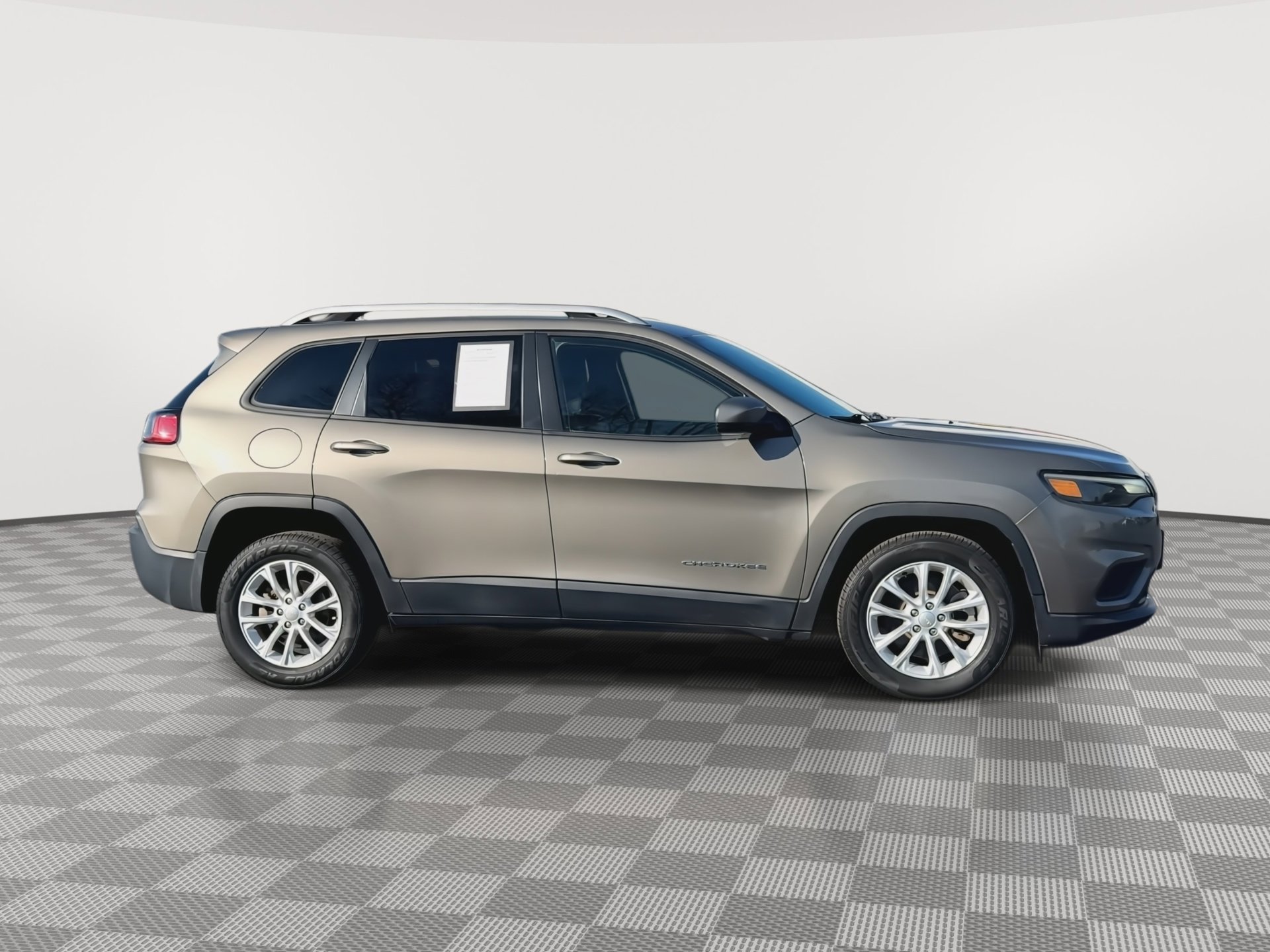 Used 2020 Jeep Cherokee Latitude video 2