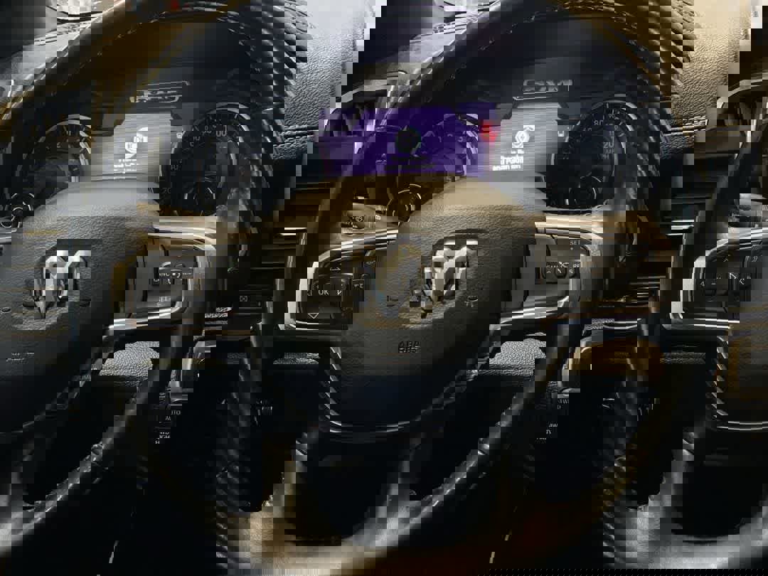 Used 2020 RAM 1500 Laramie w/ Sport Appearance Package image 17