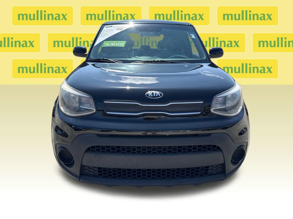 Used 2018 Kia Soul Base image 11