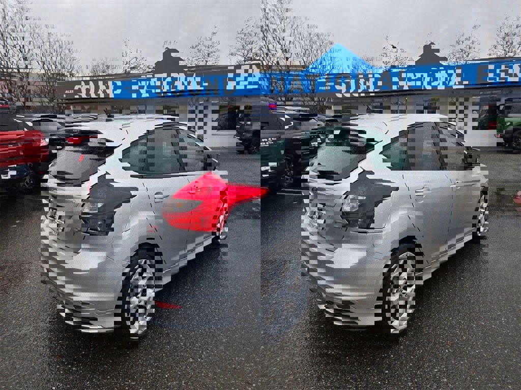 Used 2014 Ford Focus ST w/ Equipment Group 201A image 5