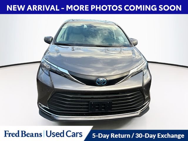 Used 2024 Toyota Sienna XLE