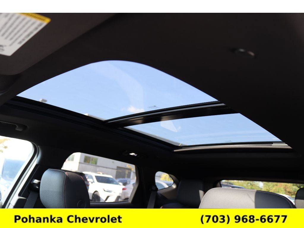 New 2025 Chevrolet Blazer RS w/ LPO, Floor Liner Package image 21