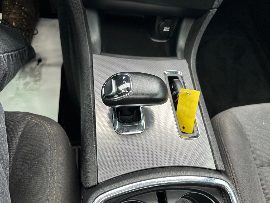 Used 2014 Dodge Charger SXT RWD image 22