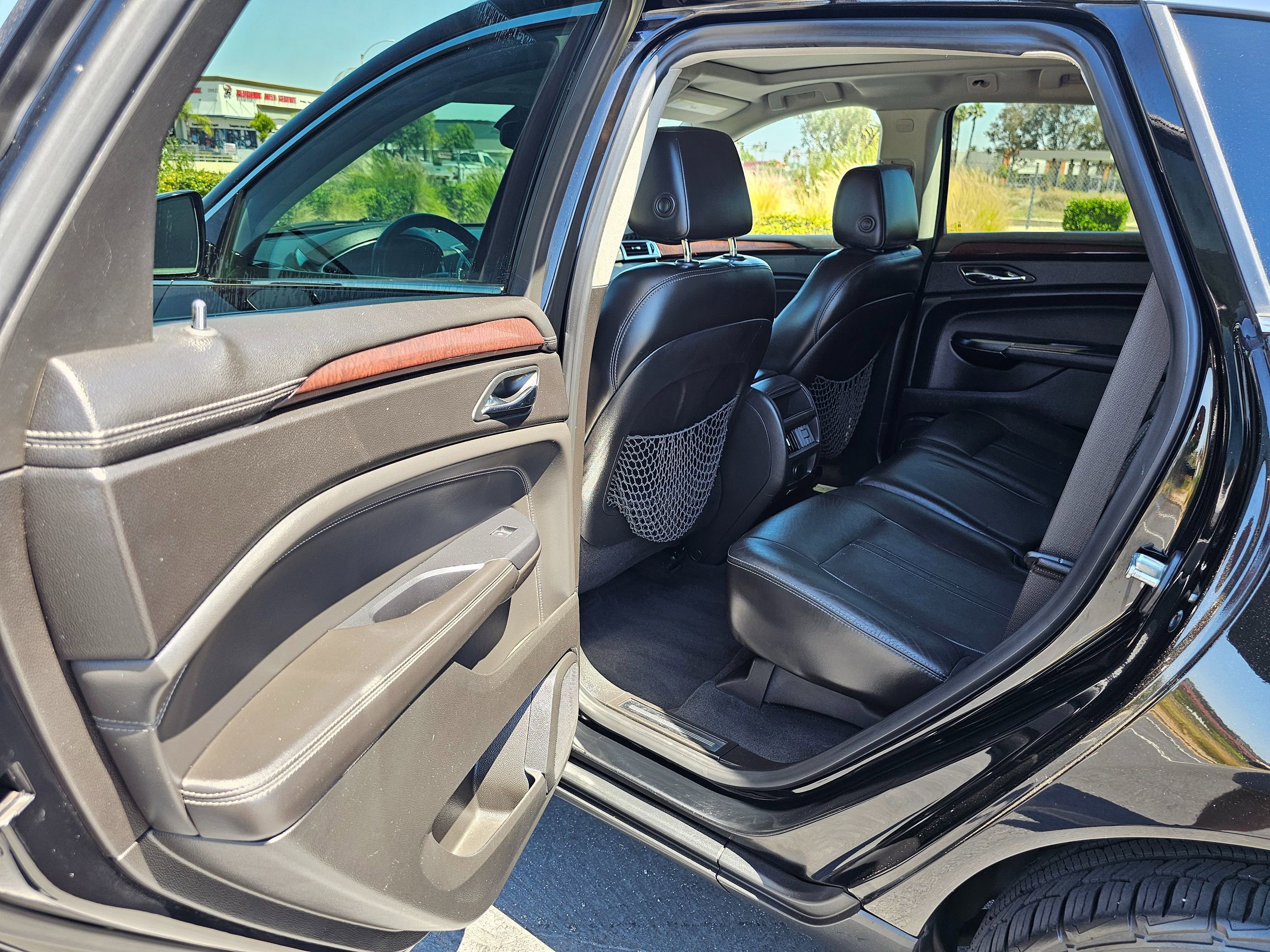 Used 2014 Cadillac SRX Performance w/ Driver Awareness Package FWD image 17