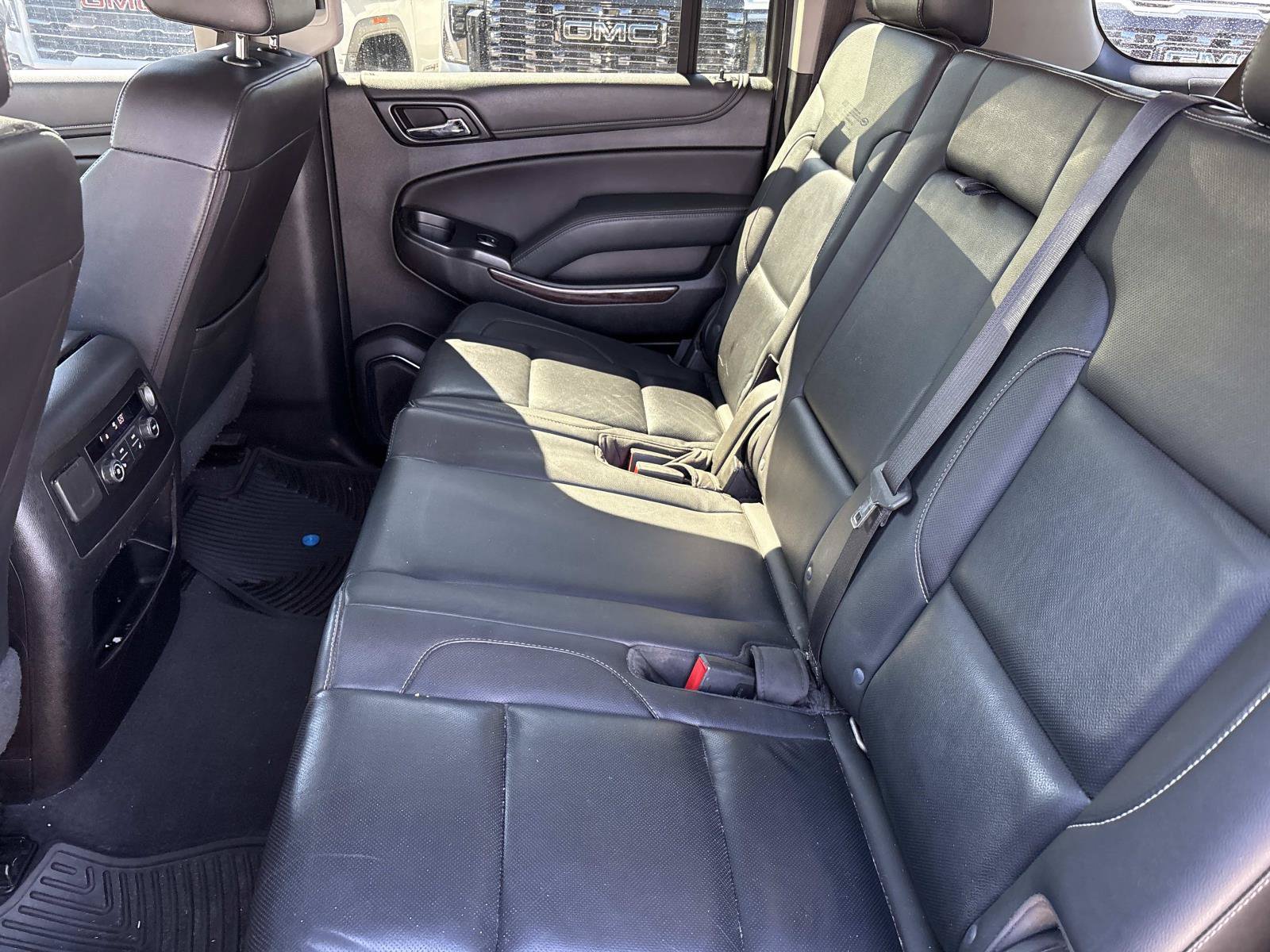 Used 2019 GMC Yukon XL SLT AWD/4WD image 31