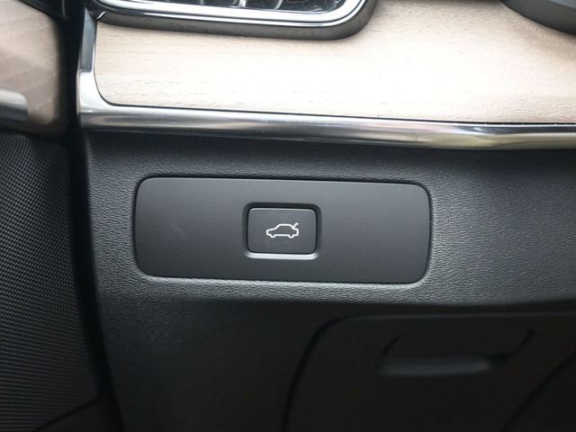 New 2026 Volvo XC90 B6 Ultra w/ Protection Package Premier image 29