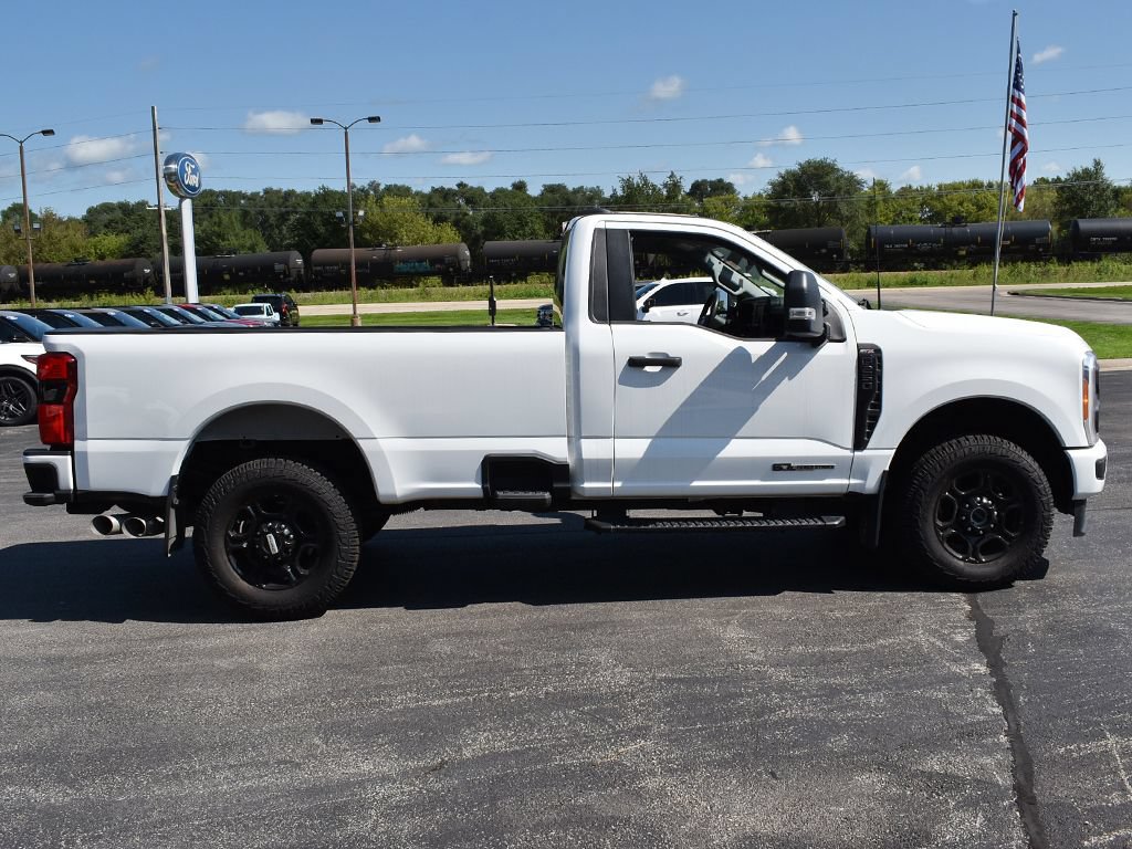 Used 2023 Ford F250 XL w/ STX Appearance Package AWD/4WD image 12