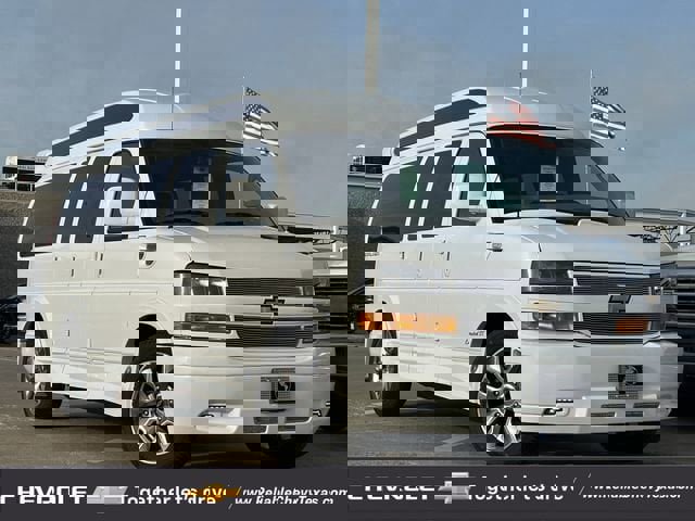 New 2026 Chevrolet Express 2500 Extended w/ Driver Convenience Package image 2
