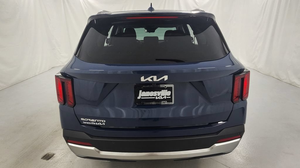 New 2026 Kia Sorento S w/ S Panoramic Sunroof Package FWD image 4