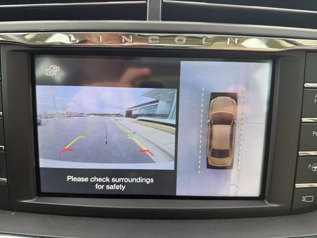 Used 2019 Lincoln Continental Reserve image 17