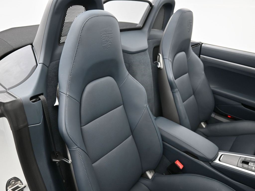 Used 2025 Porsche 718 Boxster GTS image 11